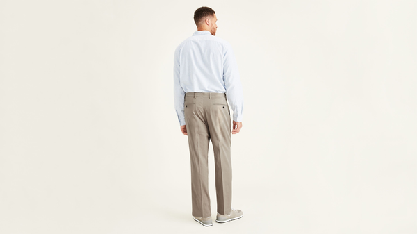 Dockers Easy Khakis Pleated Classic Fit (Big And Tall) Grey