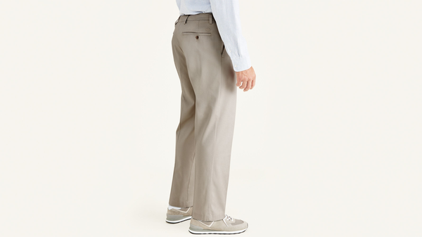 Dockers Easy Khakis Pleated Classic Fit (Big And Tall) Tan