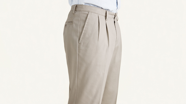Dockers Easy Khakis Pleated Classic Fit (Big And Tall) Tan