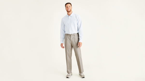 dockers Easy Khakis Pleated Classic Fit (Big and Tall) Tan