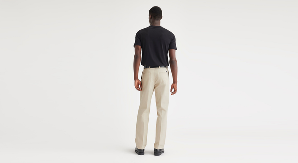 Dockers Essential Chinos Pleated Classic Fit Sahara Khaki