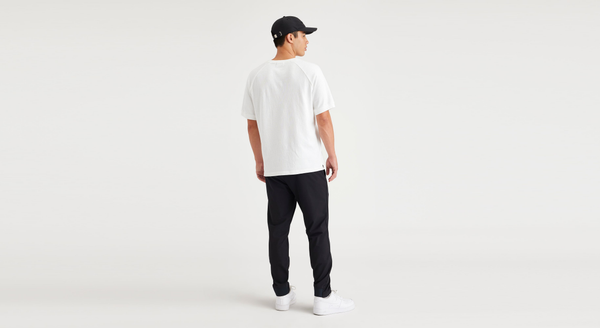 Dockers Go Jogger Slim Tapered Fit With Airweave Beautiful Black