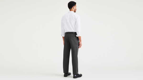 Dockers Signature Iron Free Khakis Pleated Classic Fit With Stain Defender® Grey