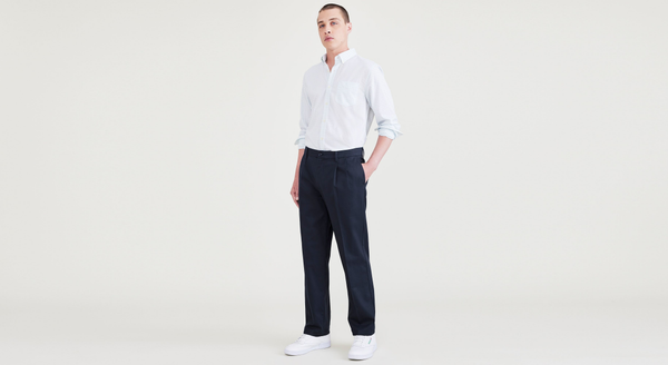 dockers Signature Iron Free Khakis Pleated Classic Fit with Stain Defender® (Big and Tall) Blue