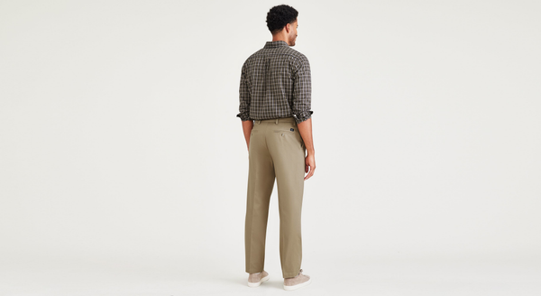 Dockers Signature Iron Free Khakis Pleated Classic Fit With Stain Defender® New British Khaki