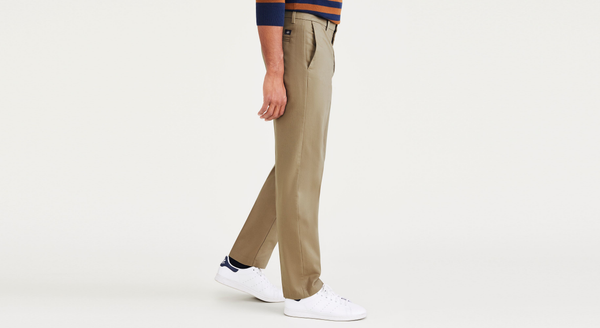 Dockers Signature Iron Free Khakis Straight Fit With Stain Defender® New British Khaki