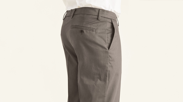 Dockers Signature Khakis Classic Fit (Big And Tall) Brown