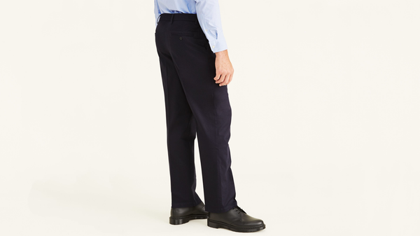 Dockers Signature Khakis Pleated Classic Fit (Big And Tall) Blue