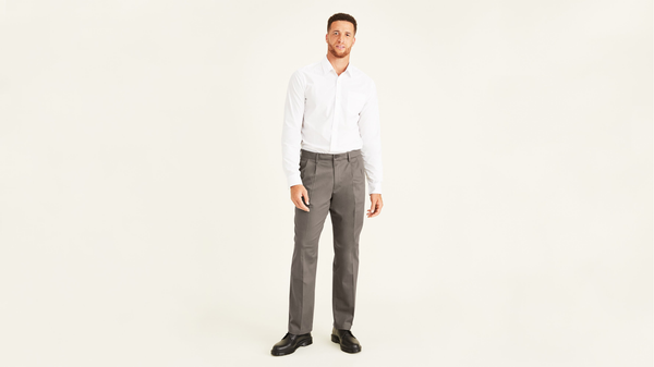 dockers Signature Khakis Pleated Classic Fit (Big and Tall) Brown