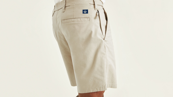 Dockers Ultimate 9.5" Shorts (Big And Tall) Porcelain Khaki