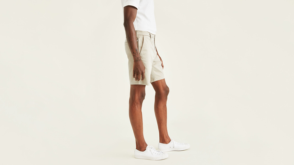 Dockers Ultimate 9.5" Shorts (Big And Tall) Porcelain Khaki