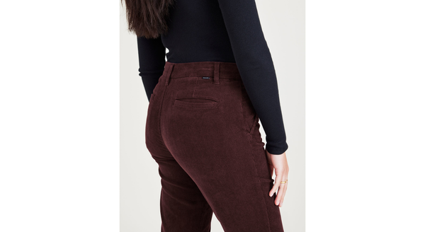 Dockers Weekend Chinos Slim Fit: Premium Edition Brown