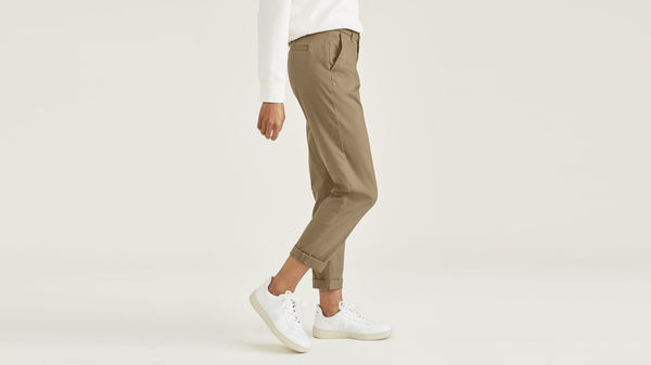 Dockers Weekend Chinos Slim Fit: Premium Edition Khaki