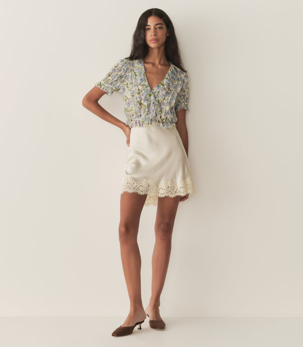 Dôen SALONA TOP IVORY STRAWBERRY MOON FLORAL