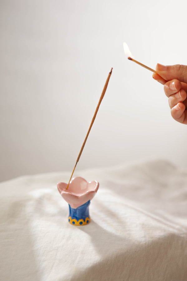 Doiy Bloom Incense Holder