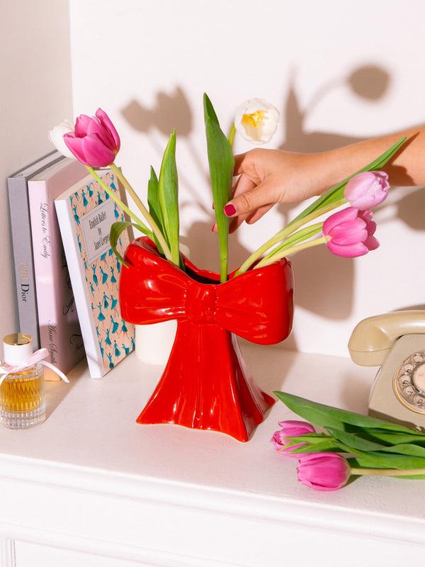 Doiy Bow Vase