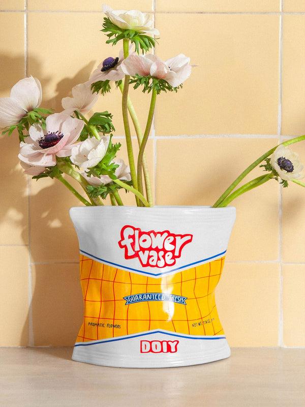 Doiy Corner Shop Vase Chips Bag