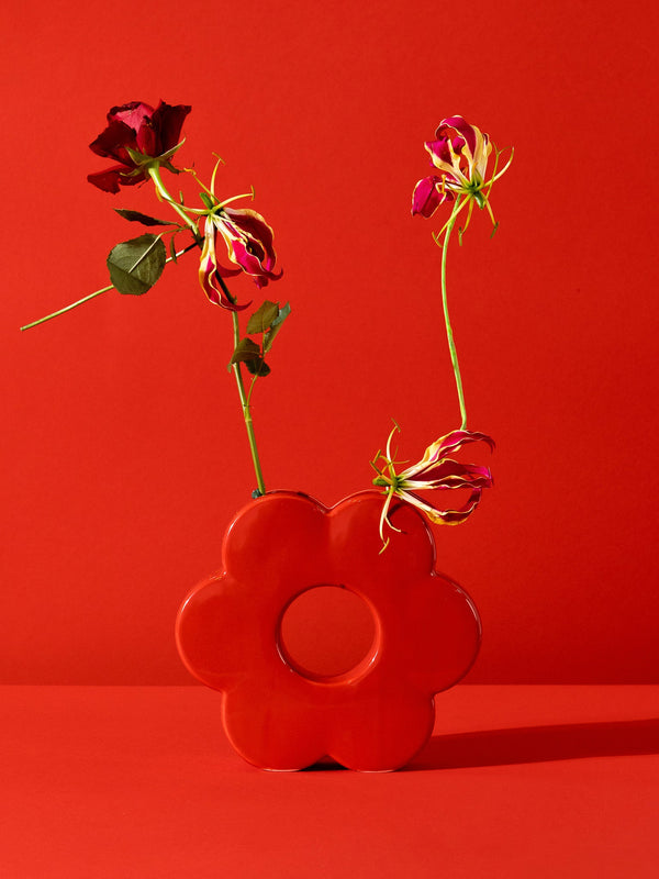 Doiy Daisy Vase Red