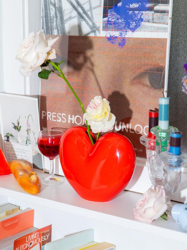 Doiy Love Vase Red