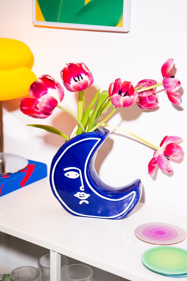 Doiy Moon Vase