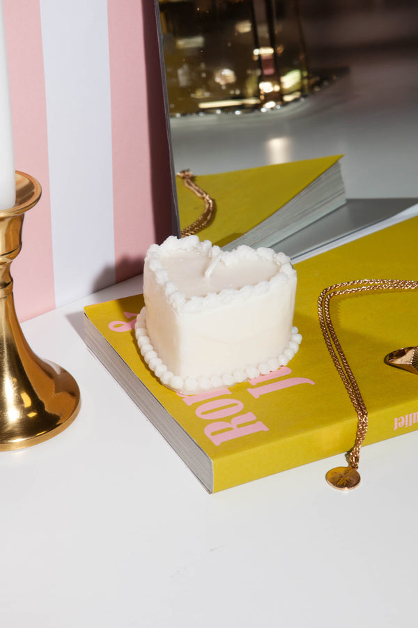 Doiy Sweetie Candle Heart Cake White