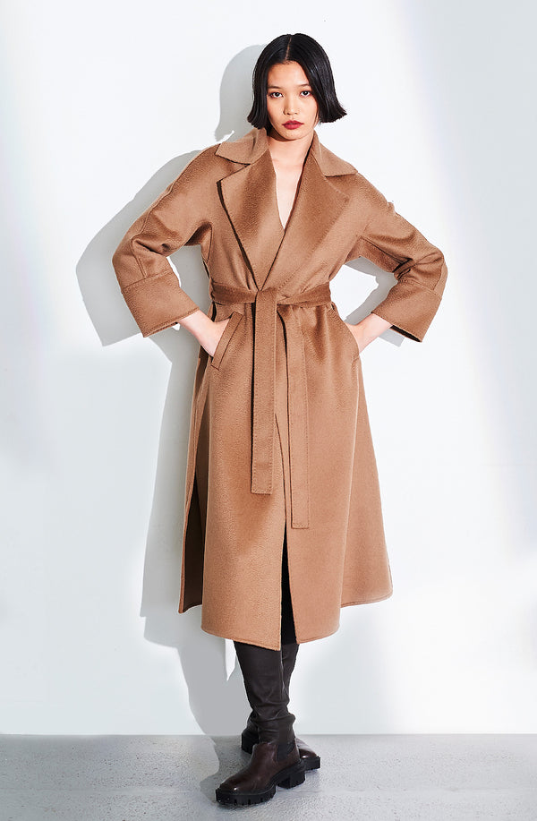 dom goor london 100% Wool Belted Coat. Size: 10 Only