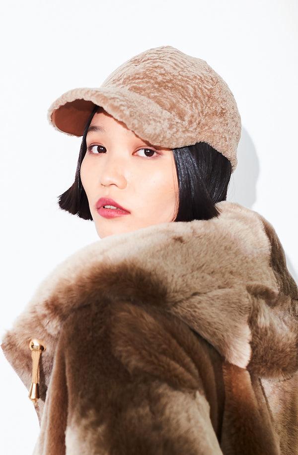 dom goor london Baseball Cap Amber