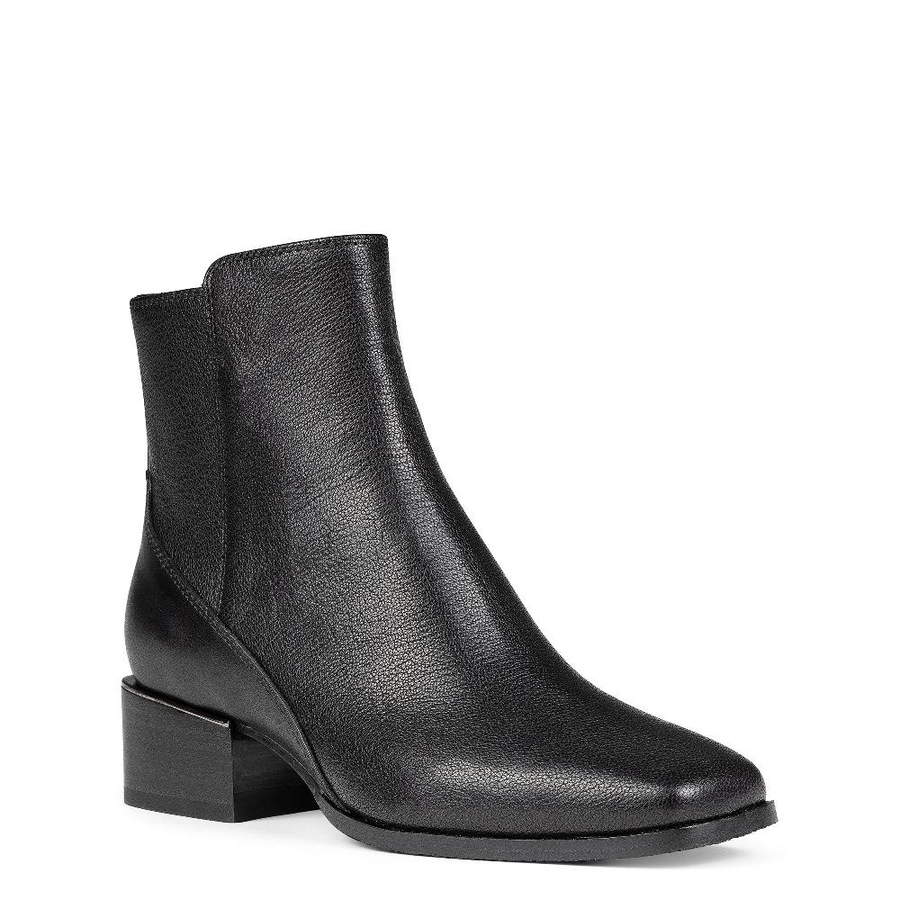 Donald J Pliner AZIA Black Leather