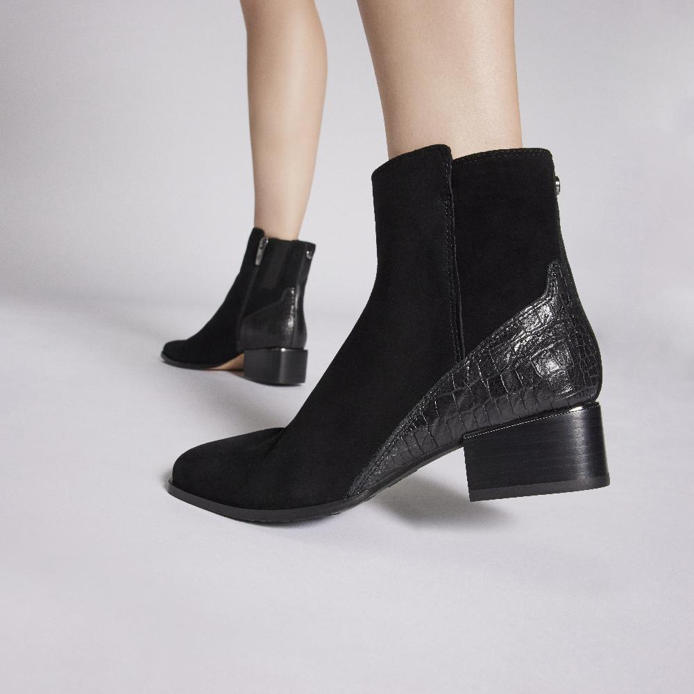 Donald J Pliner AZIA Black Suede