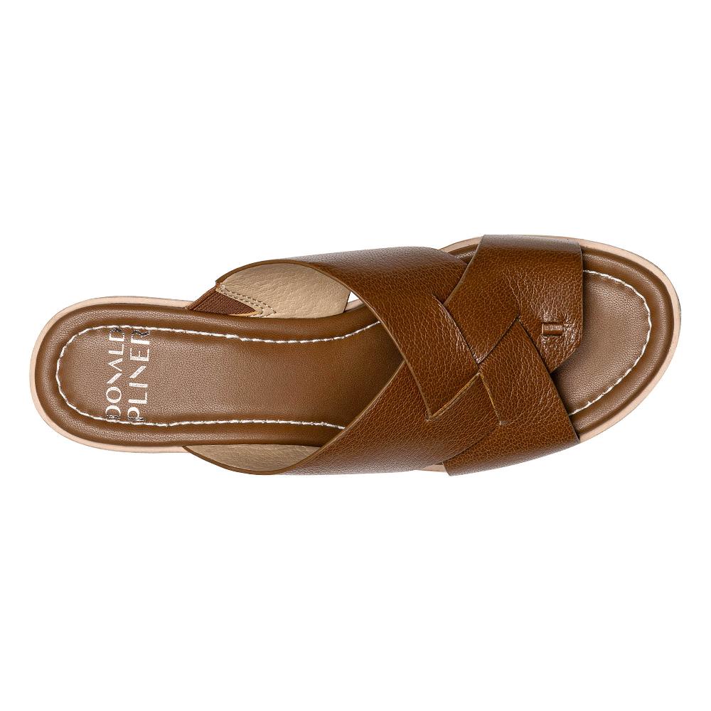 Donald J Pliner BEAUMONT Saddle