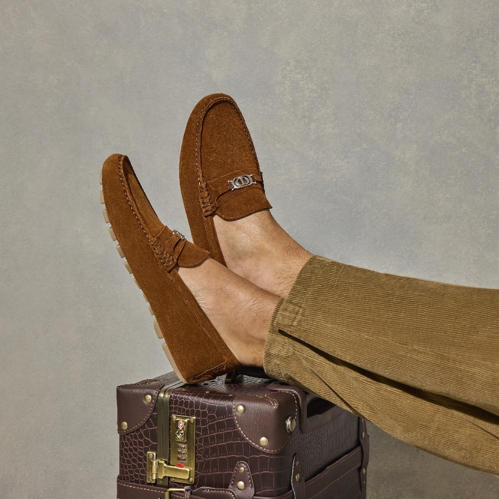 Donald J Pliner BODHI Saddle