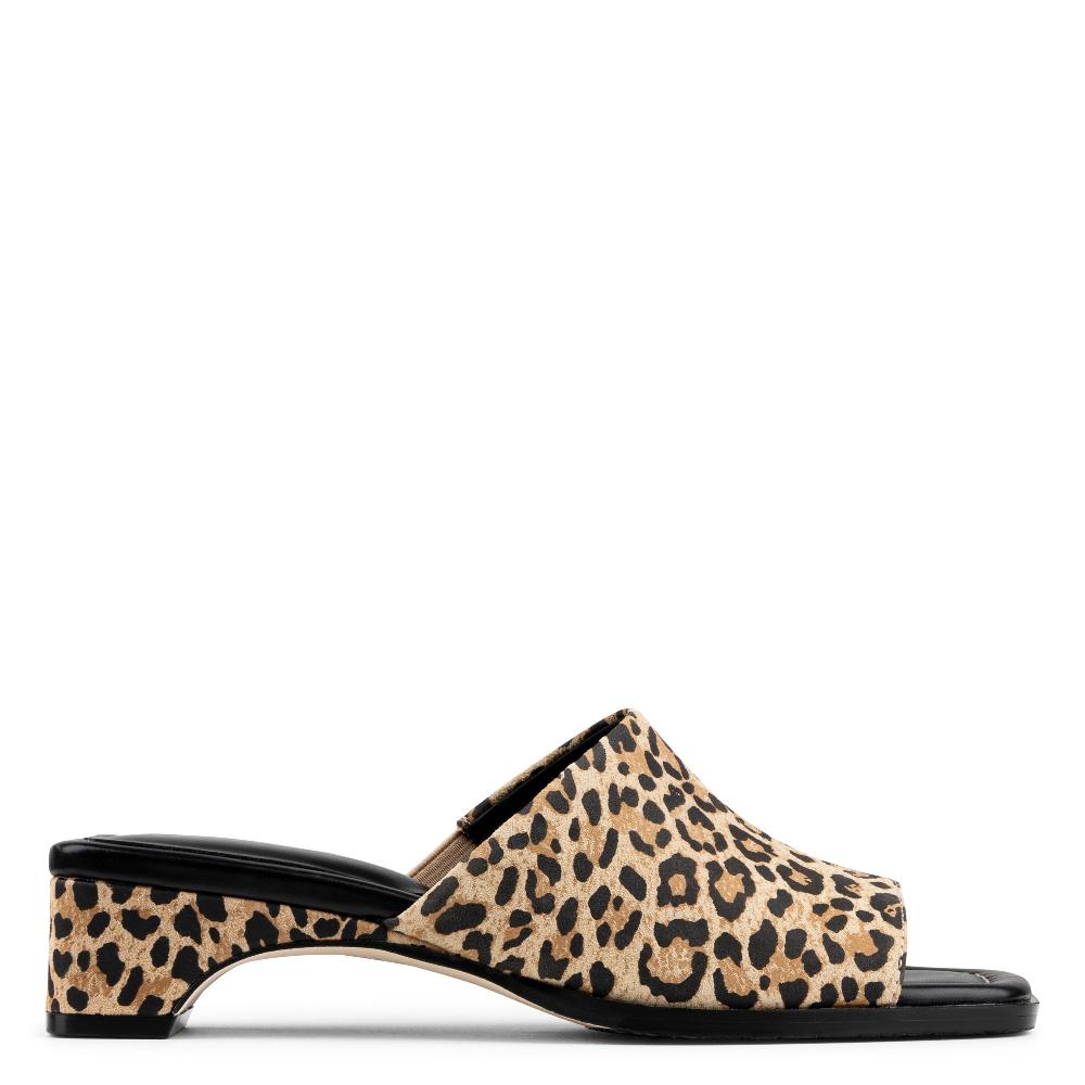 donald j pliner CLODIE Natural Black Leopard