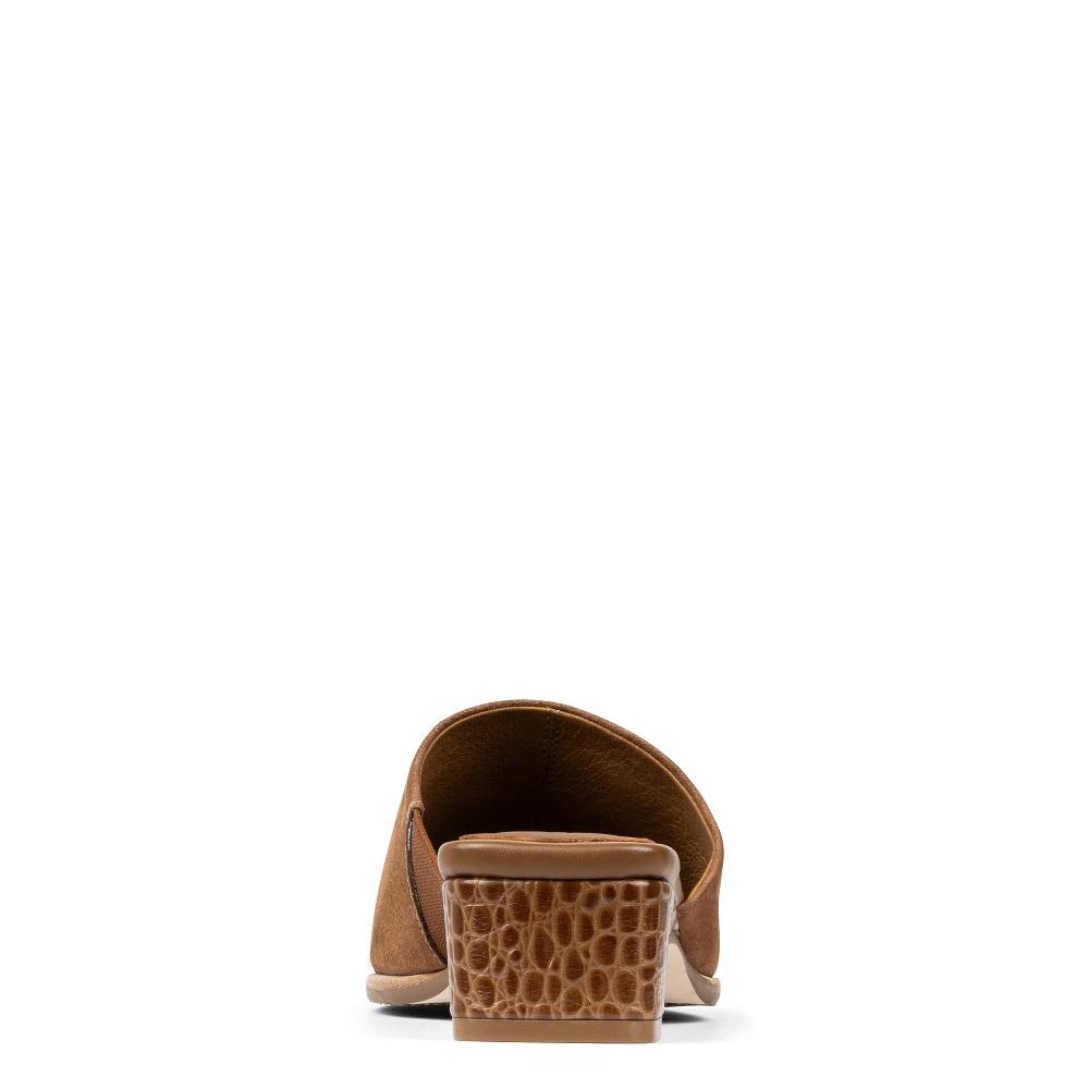 Donald J Pliner CLODIE Saddle Suede