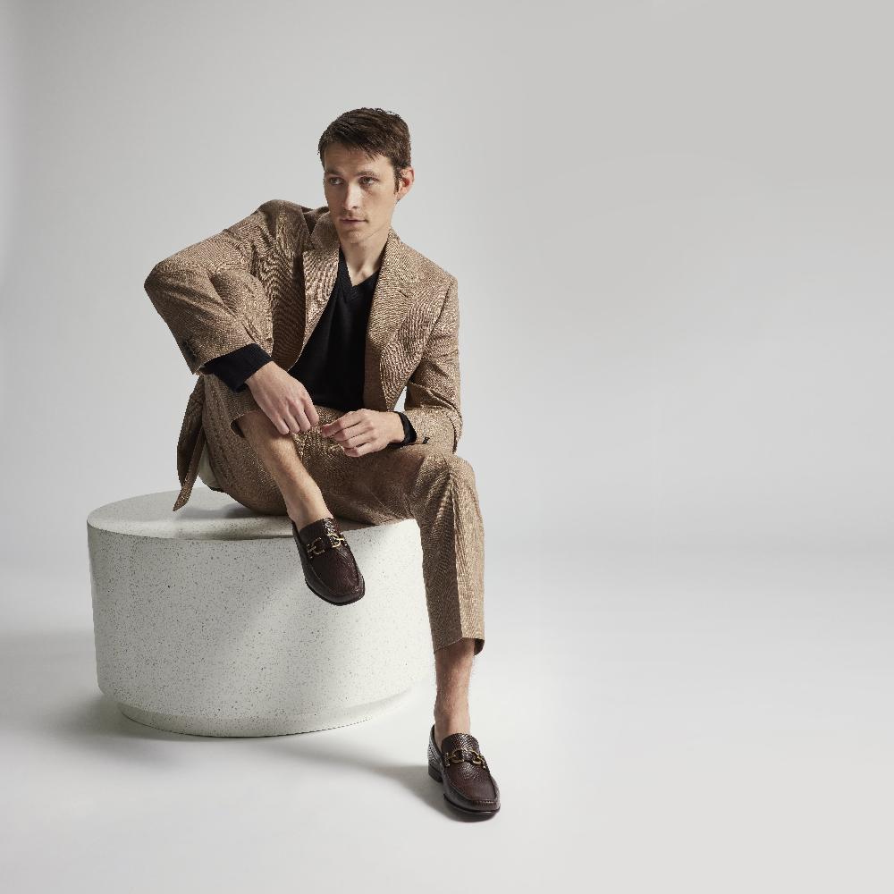 Donald J Pliner DACIO Whiskey Lizard Print