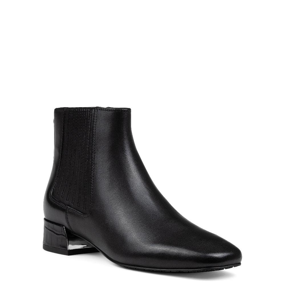 Donald J Pliner DASIA Black