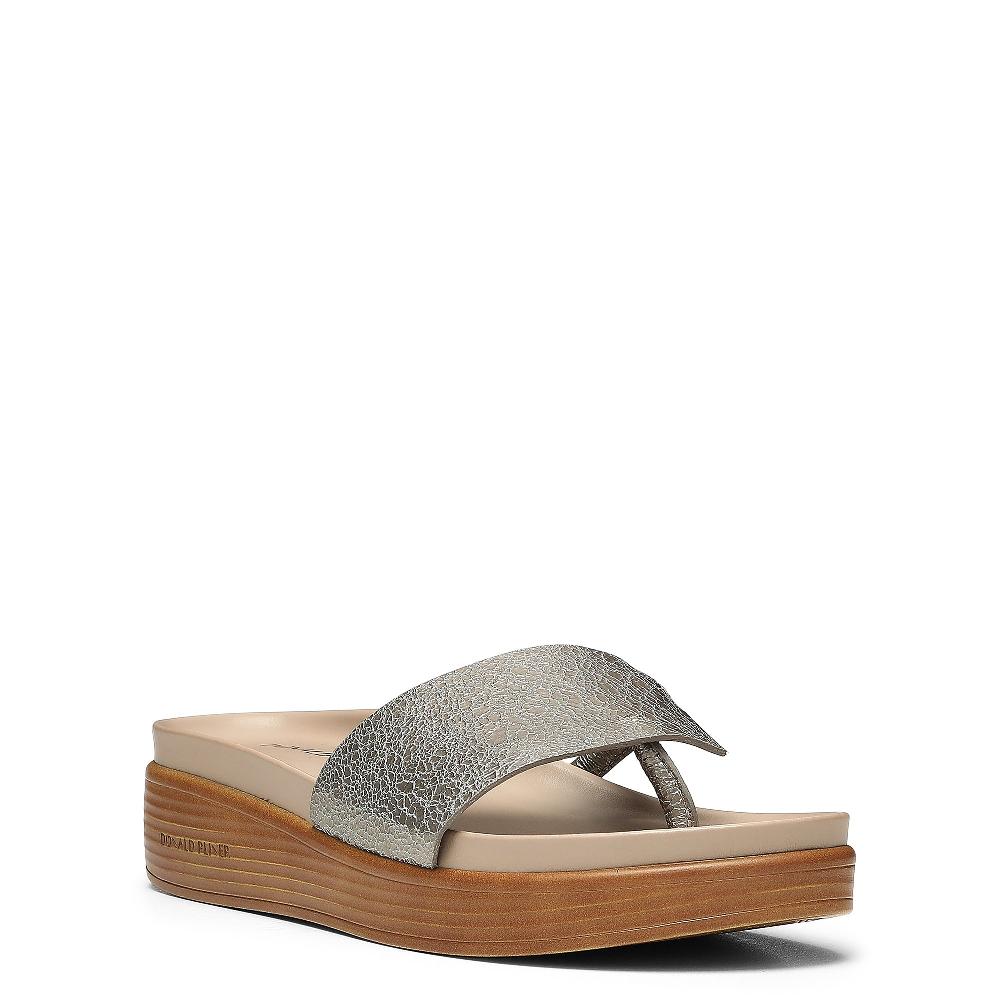 Donald J Pliner FIFI Light Taupe