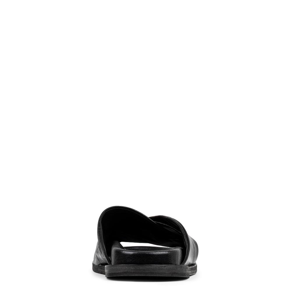 Donald J Pliner ILLY Black