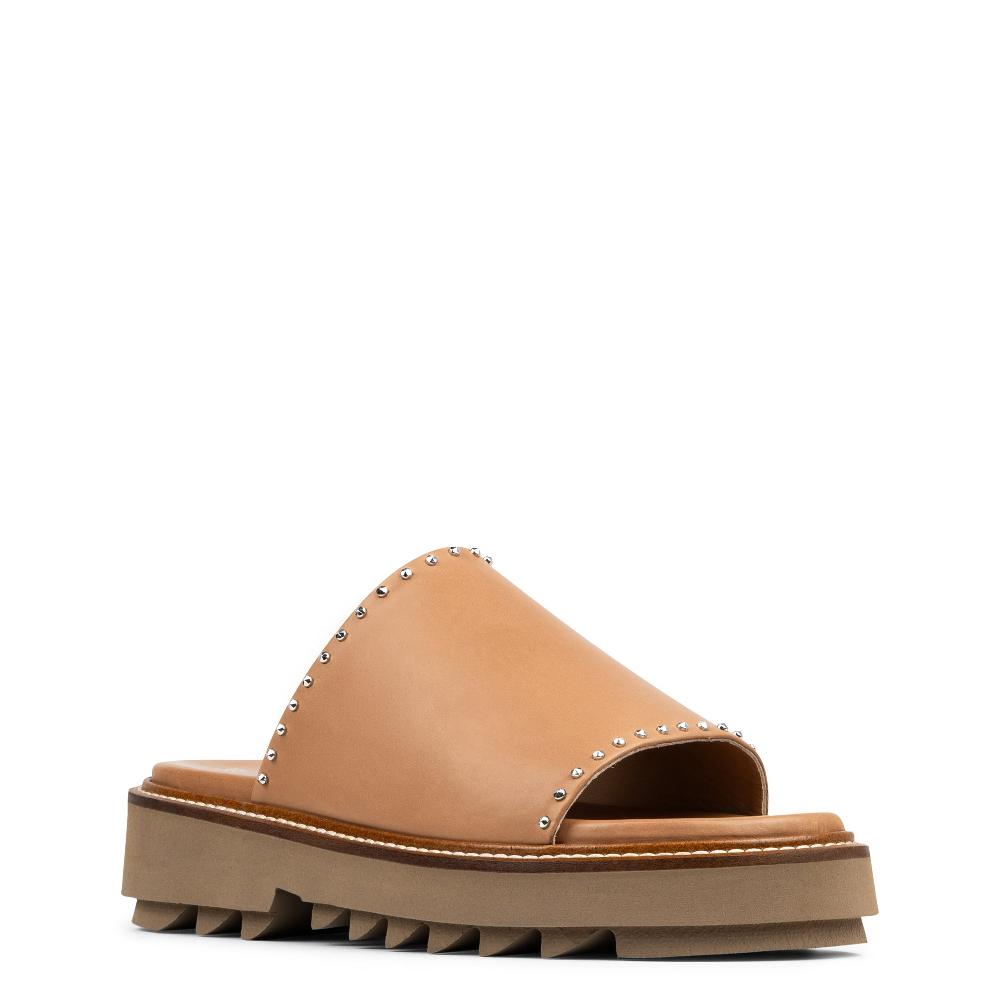 Donald J Pliner JUBELEE Saddle