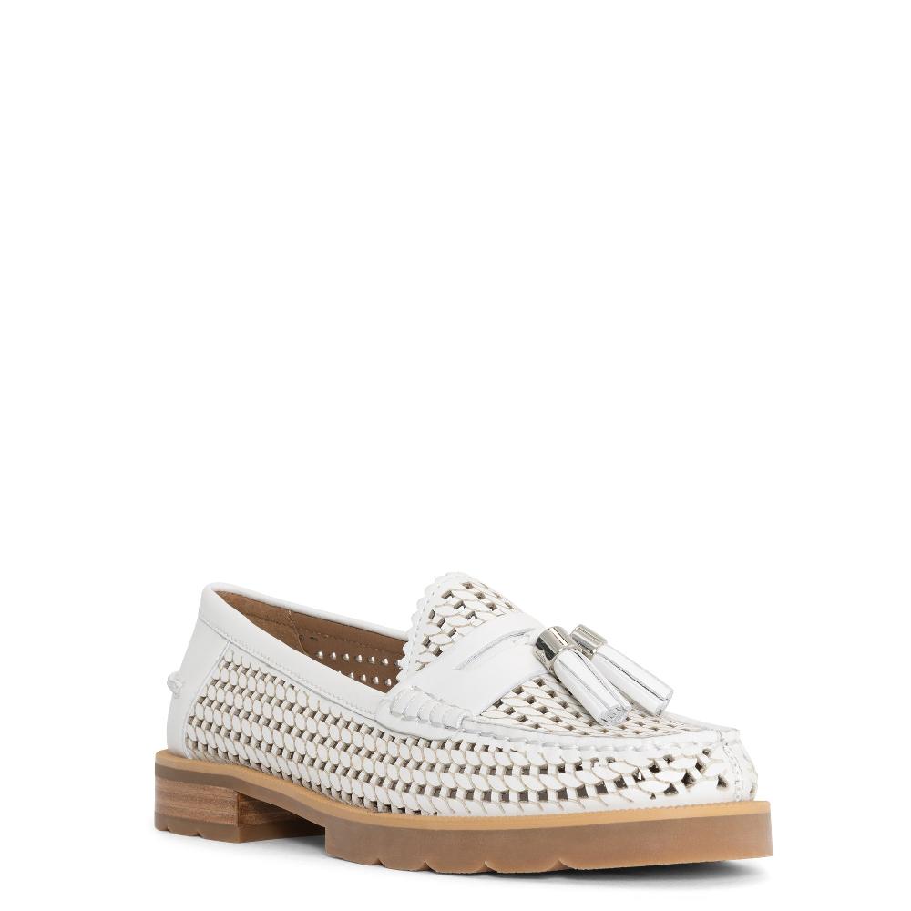 Donald J Pliner LENNY Bone Textured