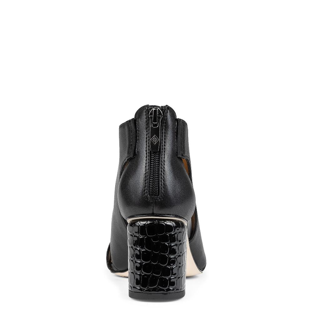 Donald J Pliner PERRA Black