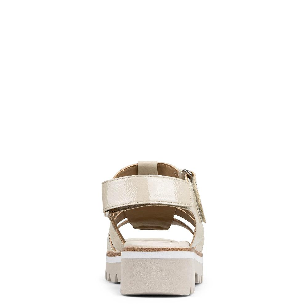 Donald J Pliner PRYME Foam