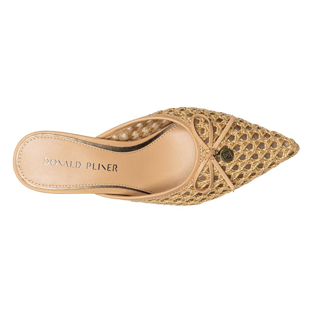 Donald J Pliner SOEL Natural