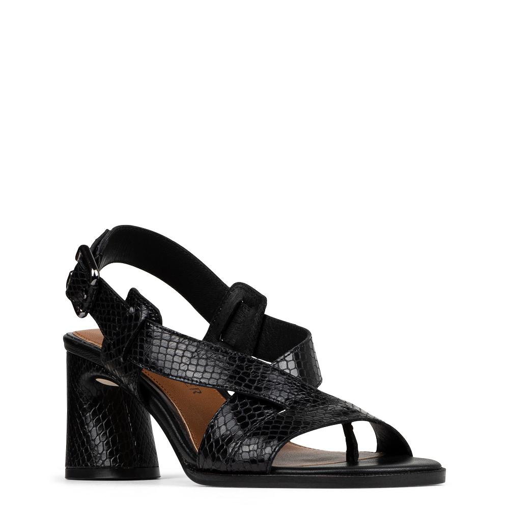 Donald J Pliner VLORA Black