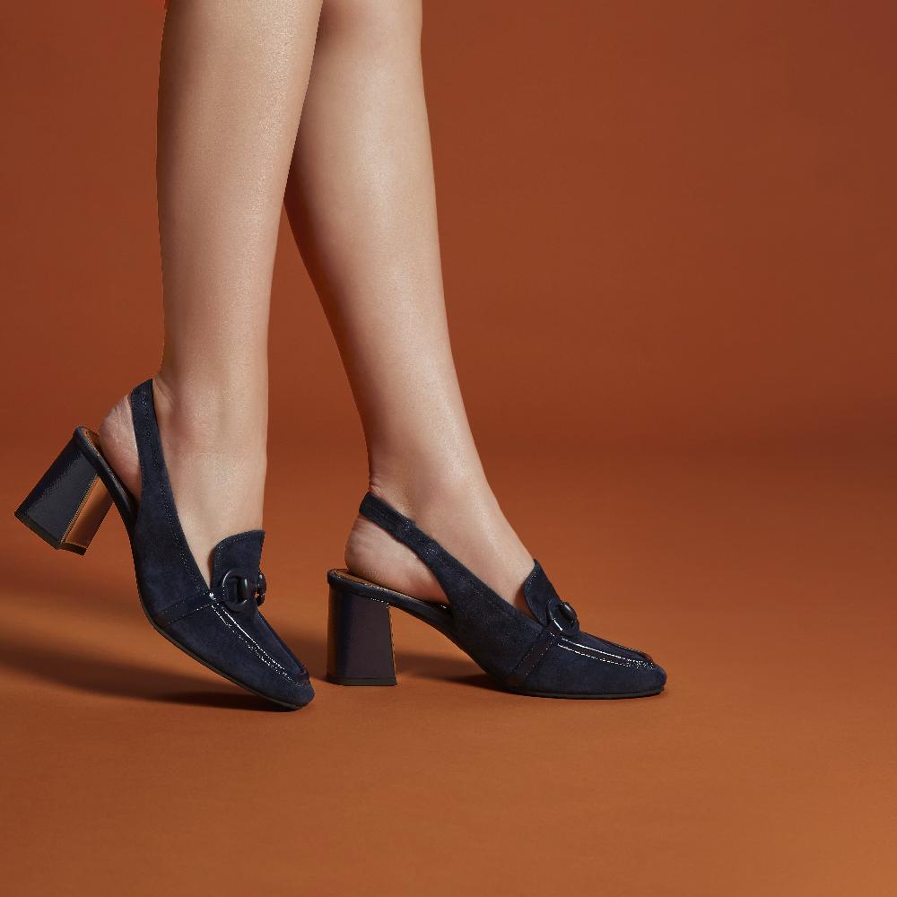 Donald J Pliner WALLA Navy