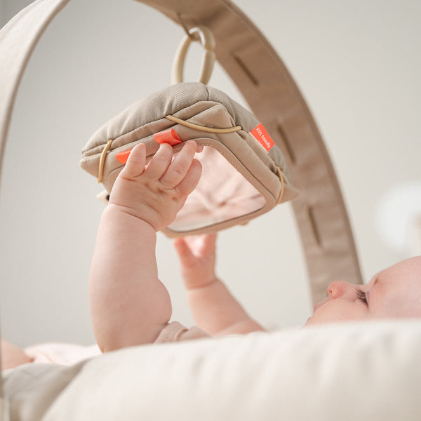 Done By Deer Baby Contrast Card Holder - Deer Friends - Sand