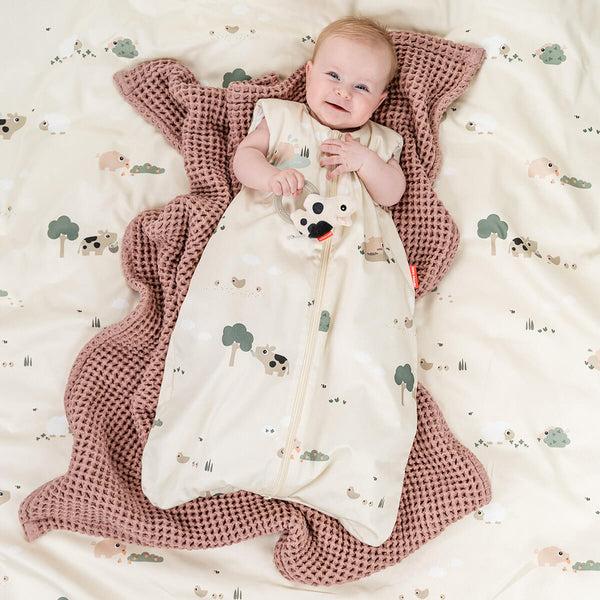 Done By Deer Sleepy Bag 70 Cm - TOG 2.5 - Tiny Farm - Sand