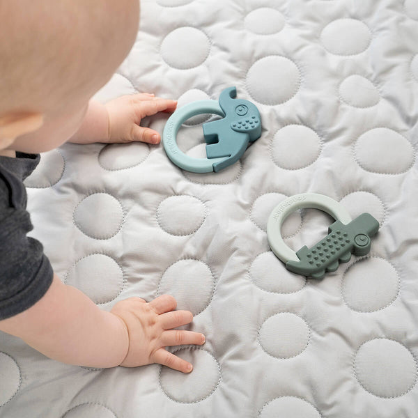 Done By Deer Teether 2-pack - Deer Friends - Green/Blue