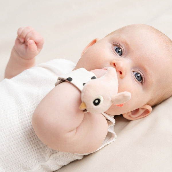 Done By Deer Wrist Rattle Set 2-pack - Happy Clouds - Powder