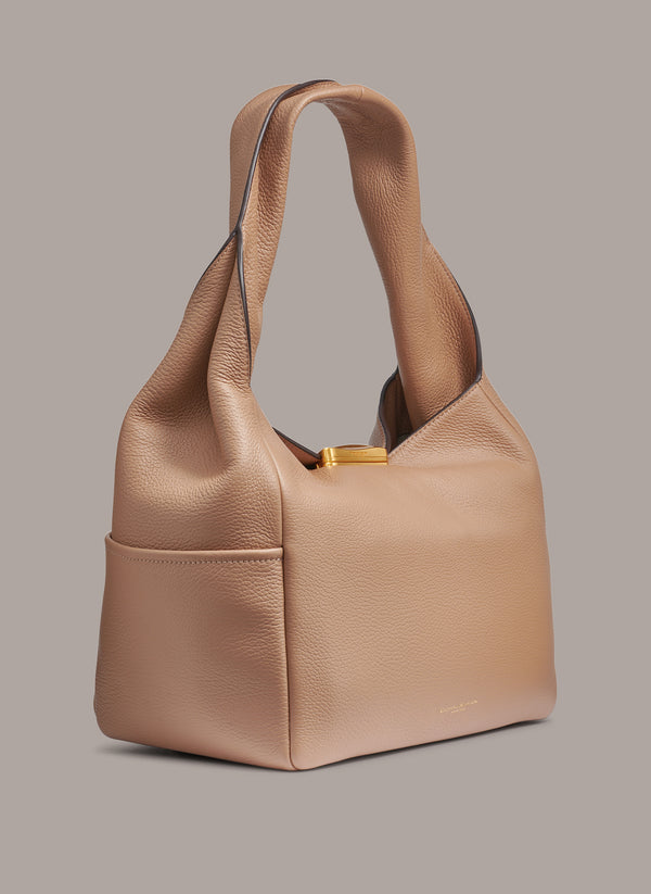 Donna Karan AMAGANSETT SHOULDER BAG Fawn