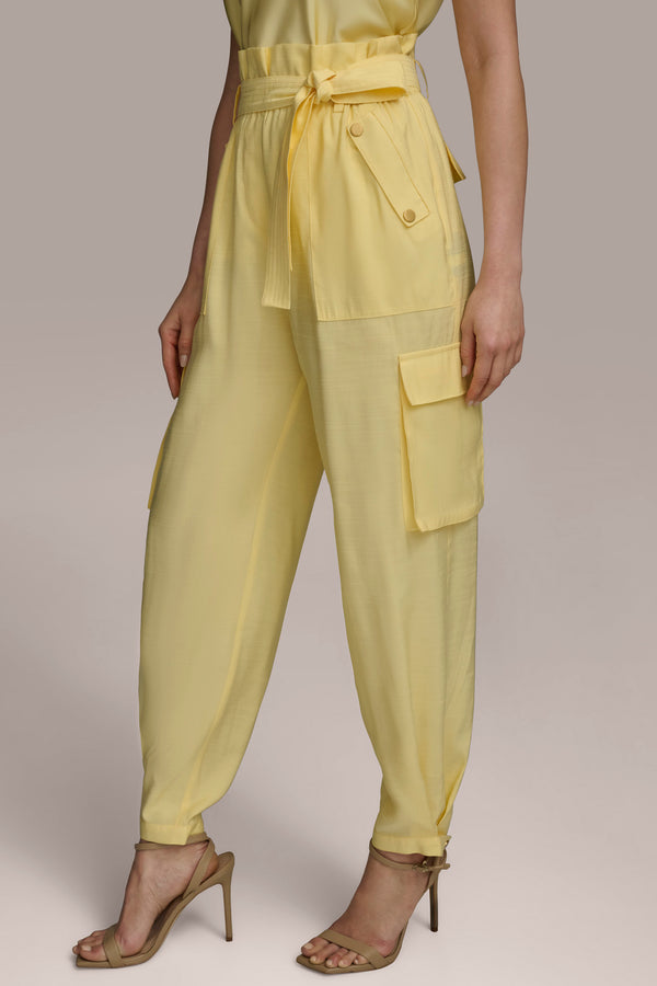 Donna Karan BELTED CARGO PANT PANNA COTTA
